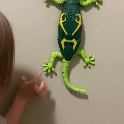 Wall Crawler Gecko Toy